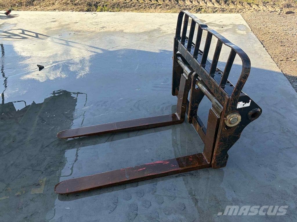 Manitou Pallegafler Teleskopické manipulátory