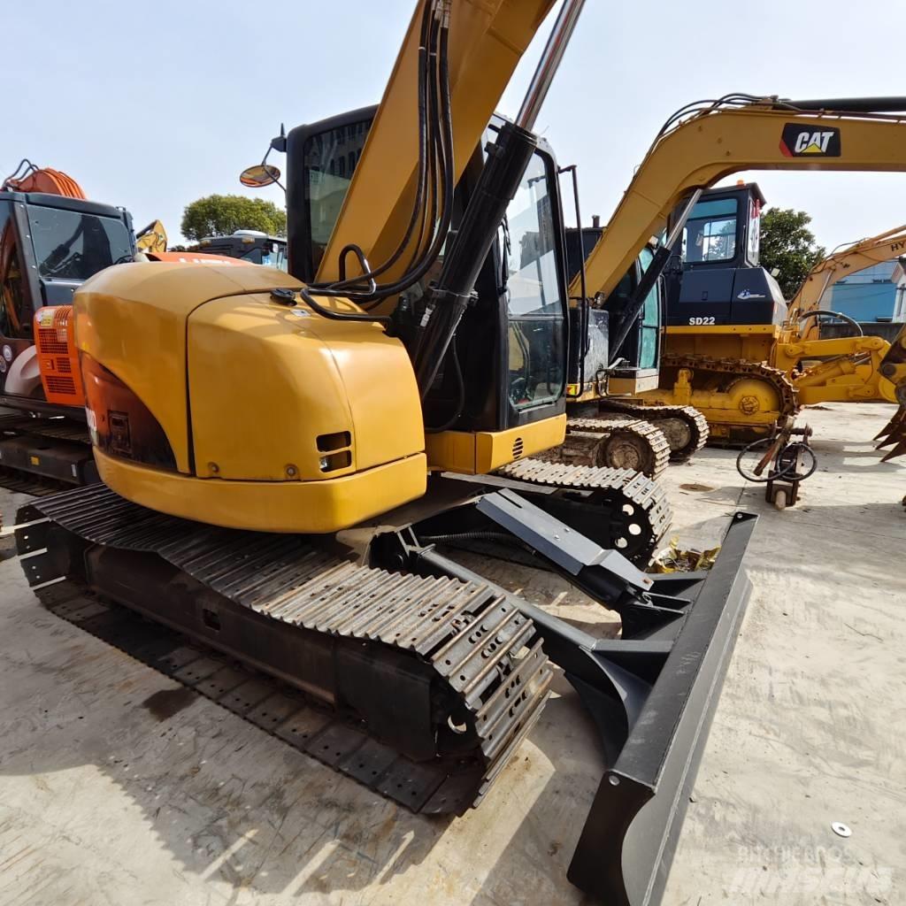 CAT 308 D Midi rýpadla 7t - 12t