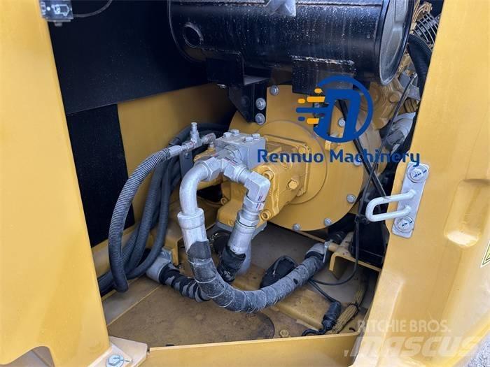 CAT 307E2/E Mini rýpadla < 7t