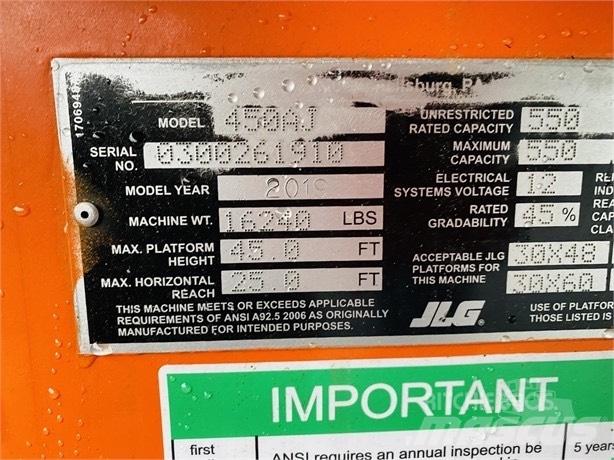 JLG 450 A Kloubové plošiny