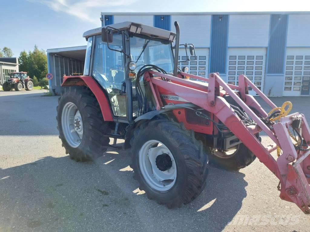 Massey Ferguson 4245 Traktory