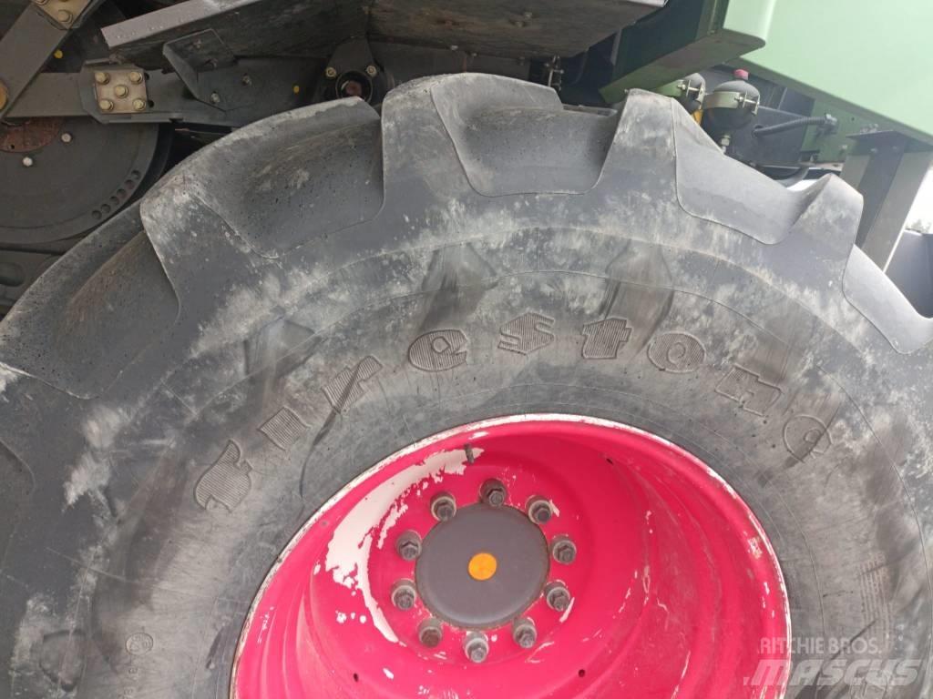 Fendt 9470 X Hybrid Sklízecí mlátičky
