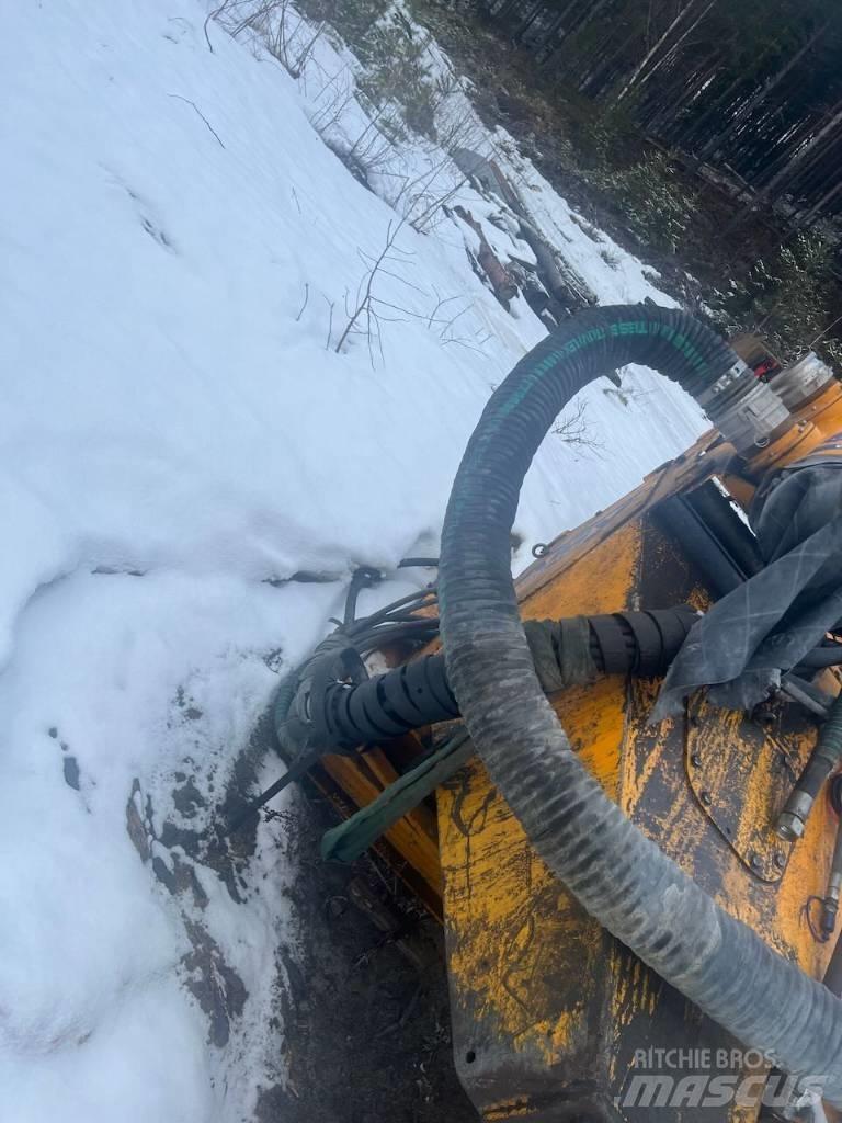 CAT 325 FL CR Povrchové vrtací stroje