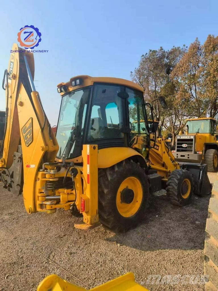 JCB 3 CX Rýpadlo-nakladače