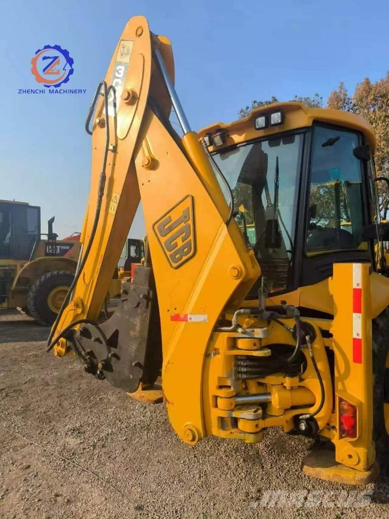 JCB 3 CX Rýpadlo-nakladače