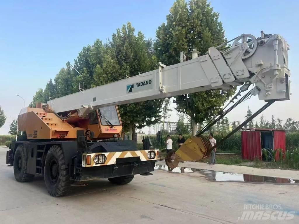 Tadano TR 250 EX Univerzální terénní jeřáby