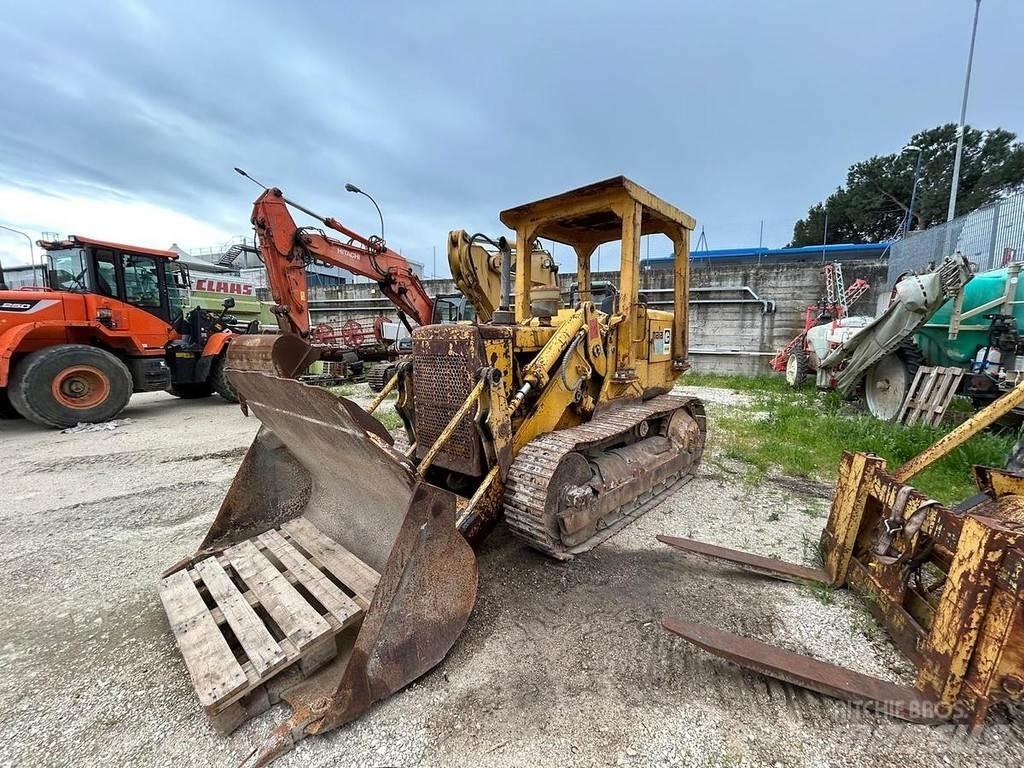 CAT 941B Kolové nakladače