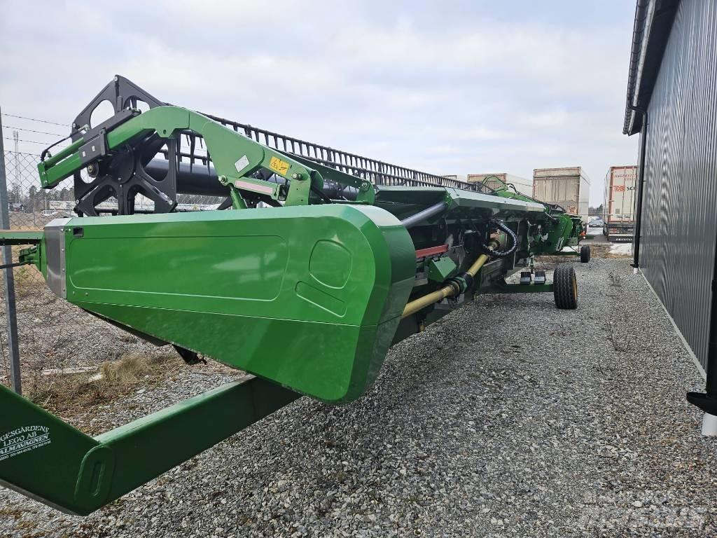 John Deere 735 PF Kombajnové hlavice