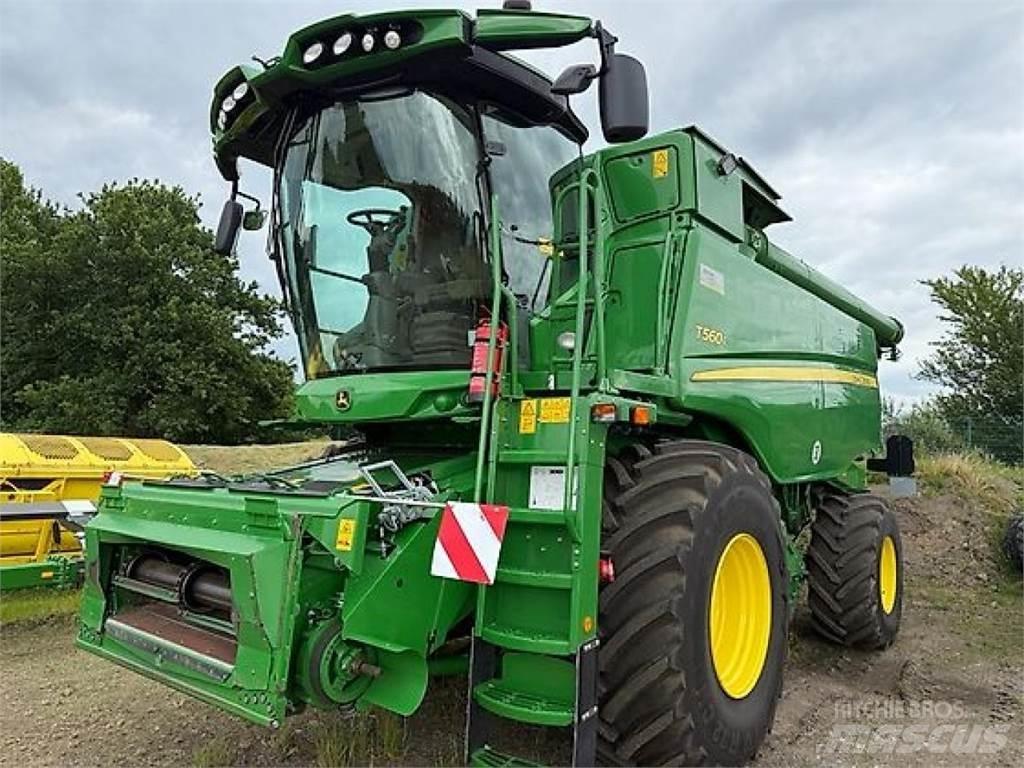 John Deere T560i Sklízecí mlátičky