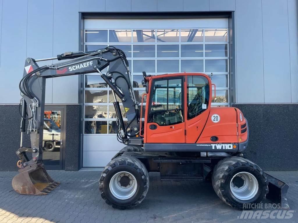 Terex TW110 Midi rýpadla 7t - 12t