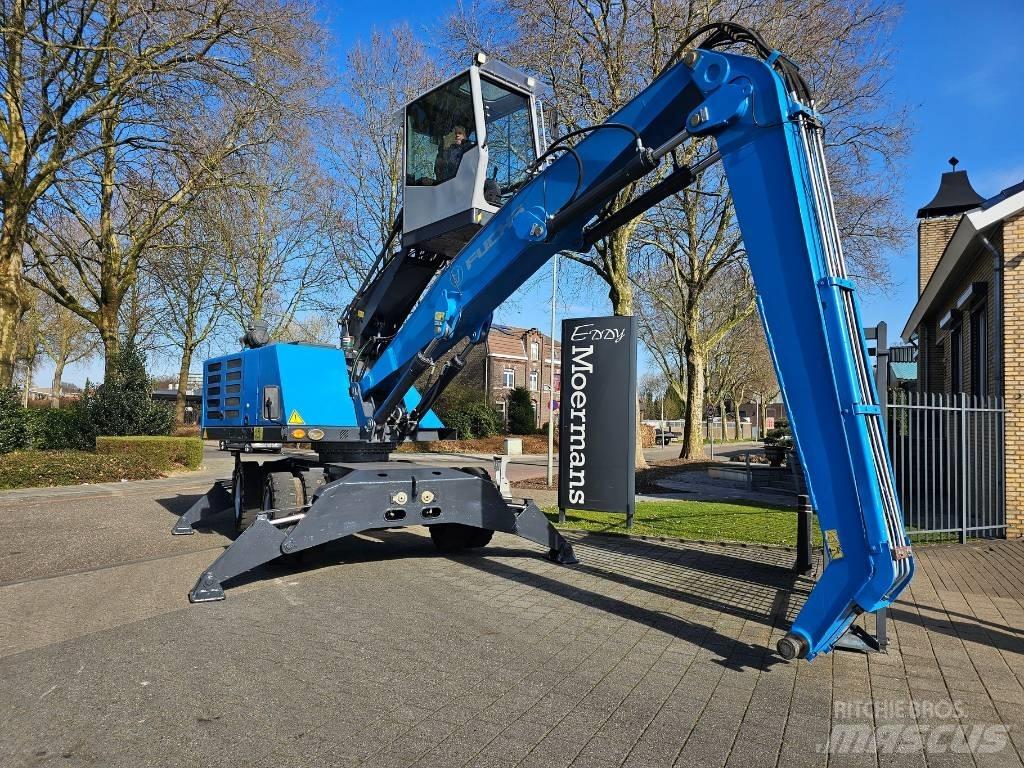 Fuchs MHL 320 Stroje pro manipulaci s odpadem
