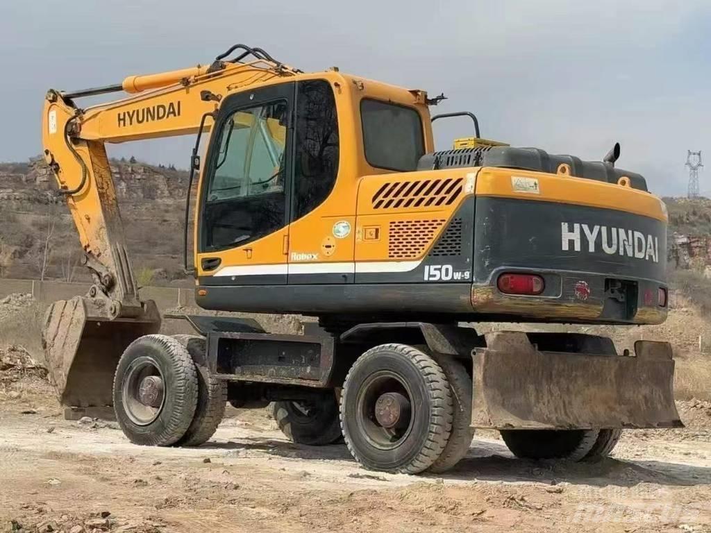 Hyundai 15 BT-9 Kolová rýpadla