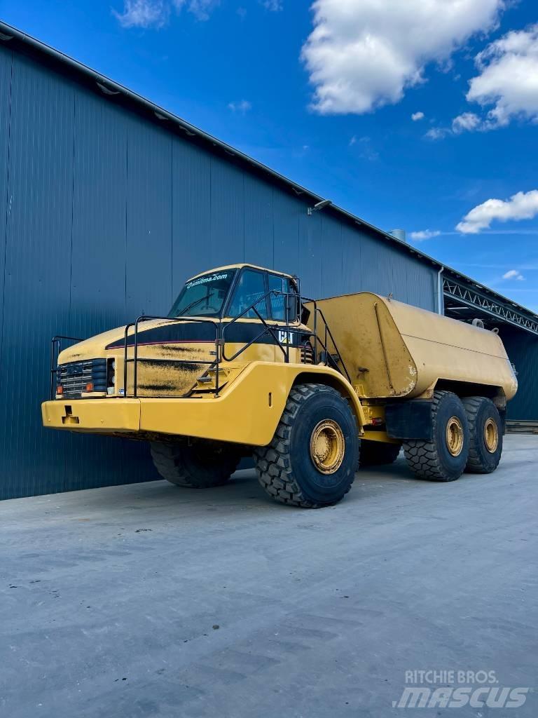 CAT 740 Water Truck Cisterny na vodu