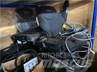 Fendt MT Cloth Seat Další příslušenství k traktorům