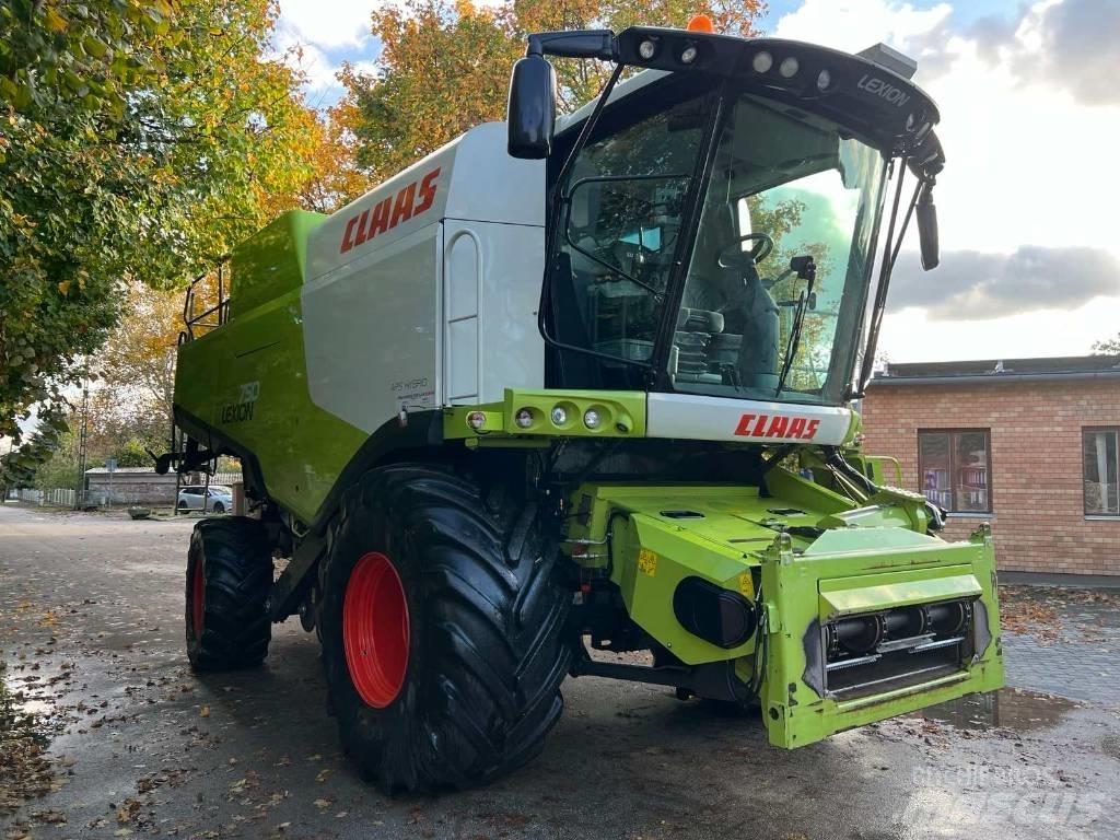 CLAAS 750 Sklízecí mlátičky