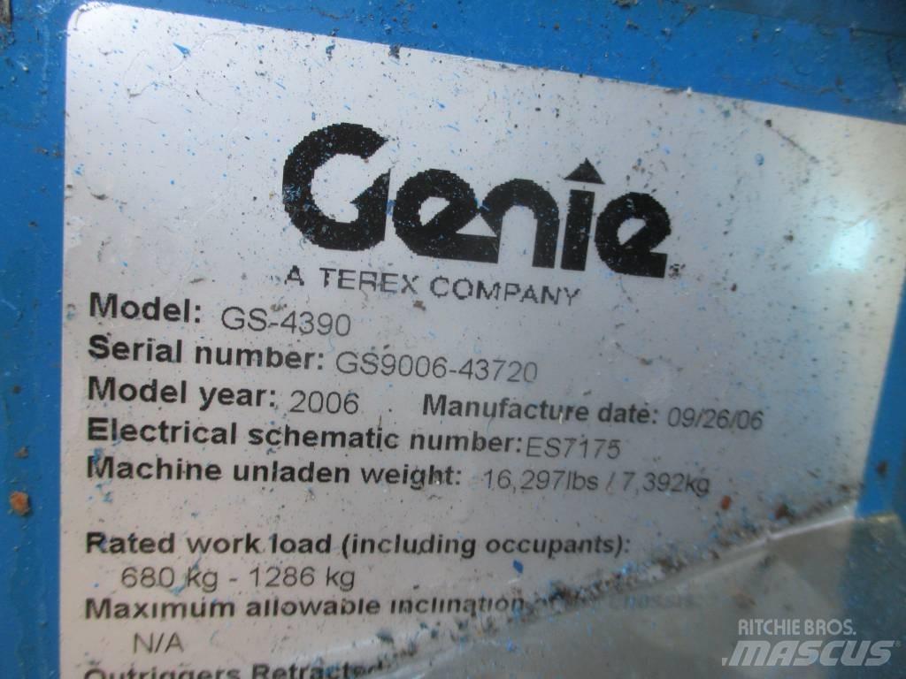Genie GS 4390 RT Nůžková zvedací plošina