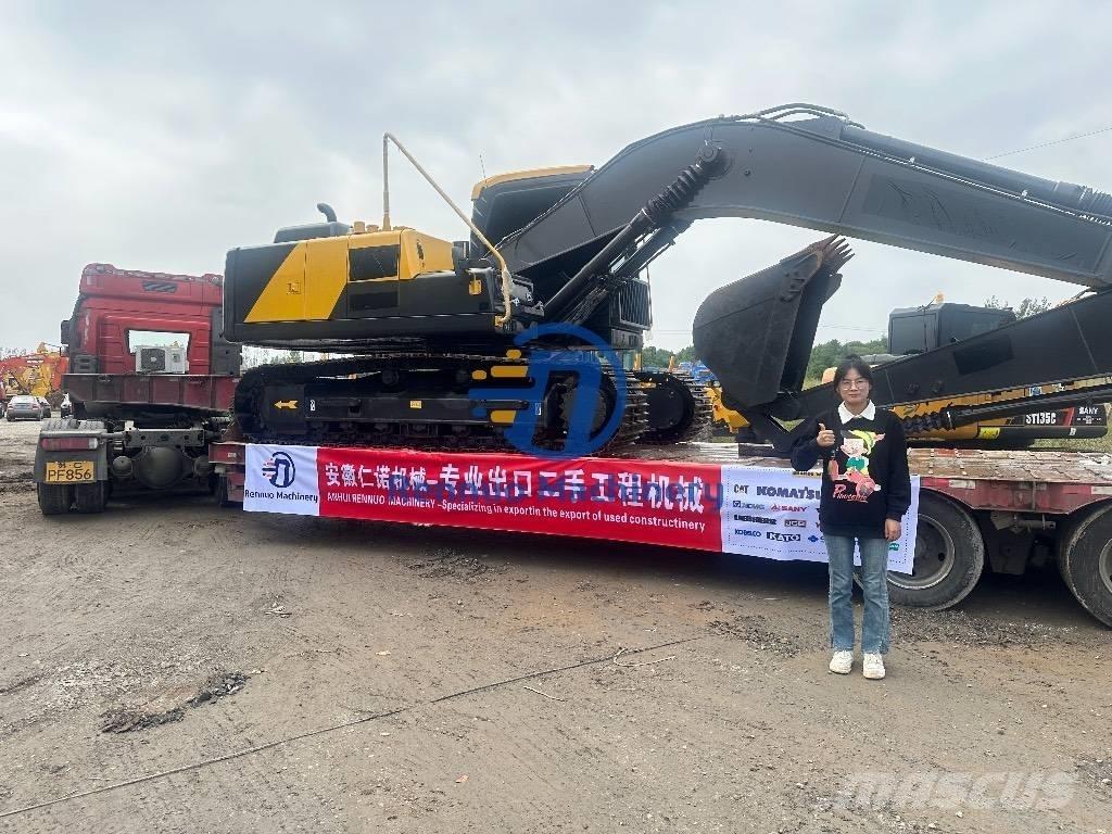 Komatsu PC200-7 Pásová rýpadla