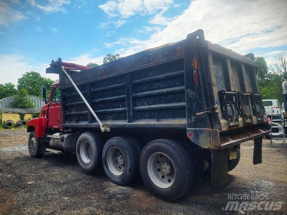 Mack CH613 Sklápěče