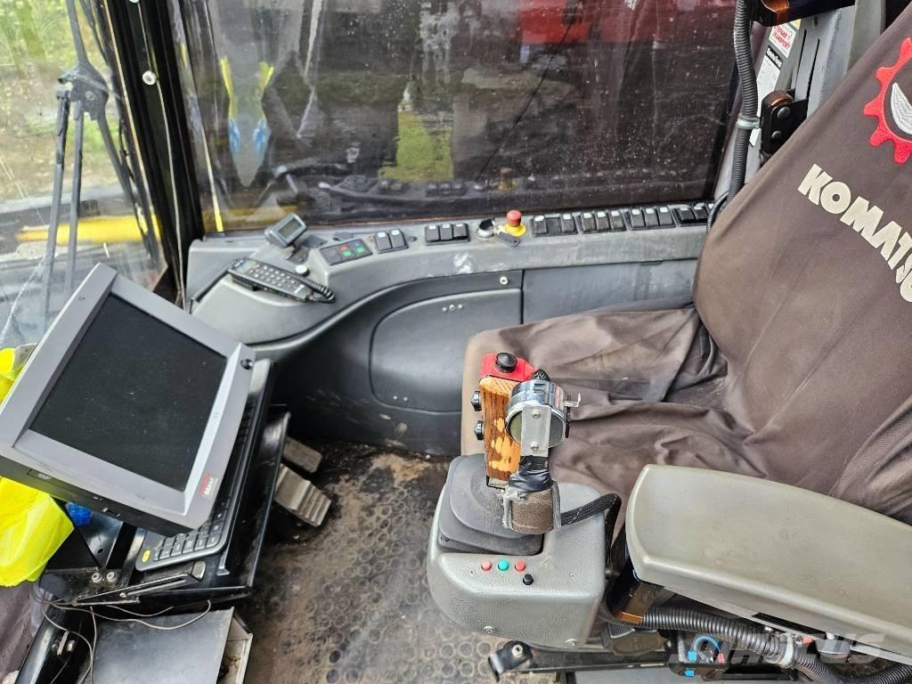  Valmet/Komatsu 911 Elektronika