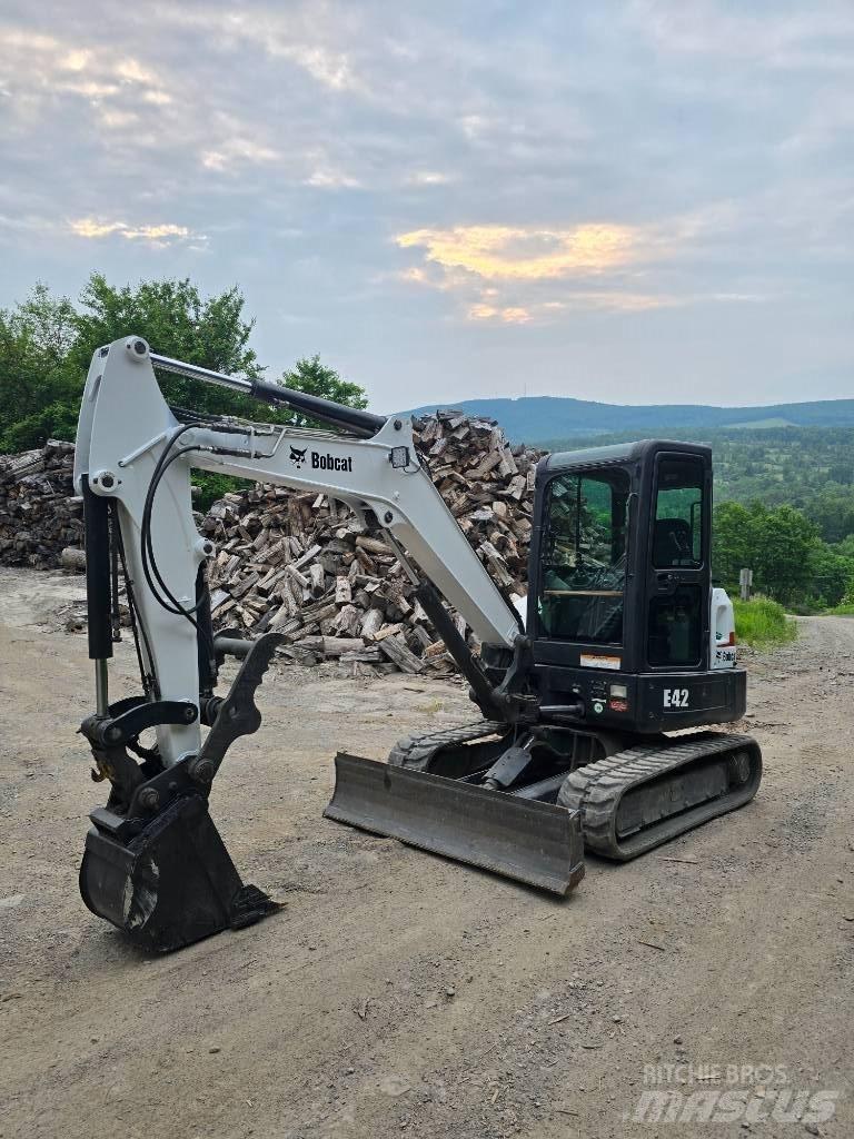 Bobcat E 42 Mini rýpadla < 7t