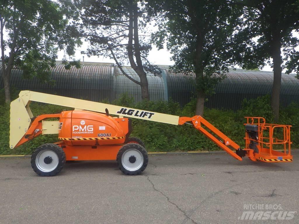 JLG 600AJ Kloubové plošiny