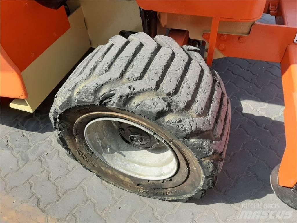 JLG 4394RT Nůžková zvedací plošina