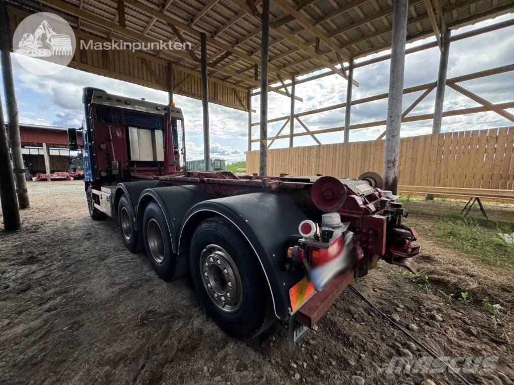 Volvo FH 16 550 Hákový nosič kontejnerů