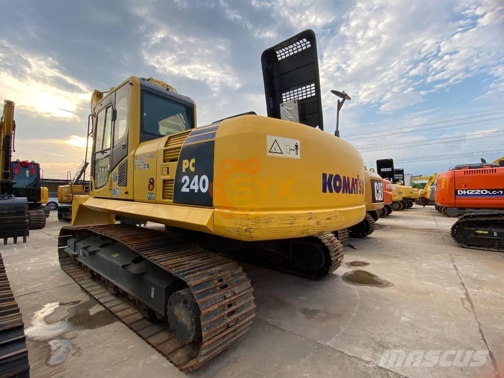 Komatsu PC 240 Pásová rýpadla