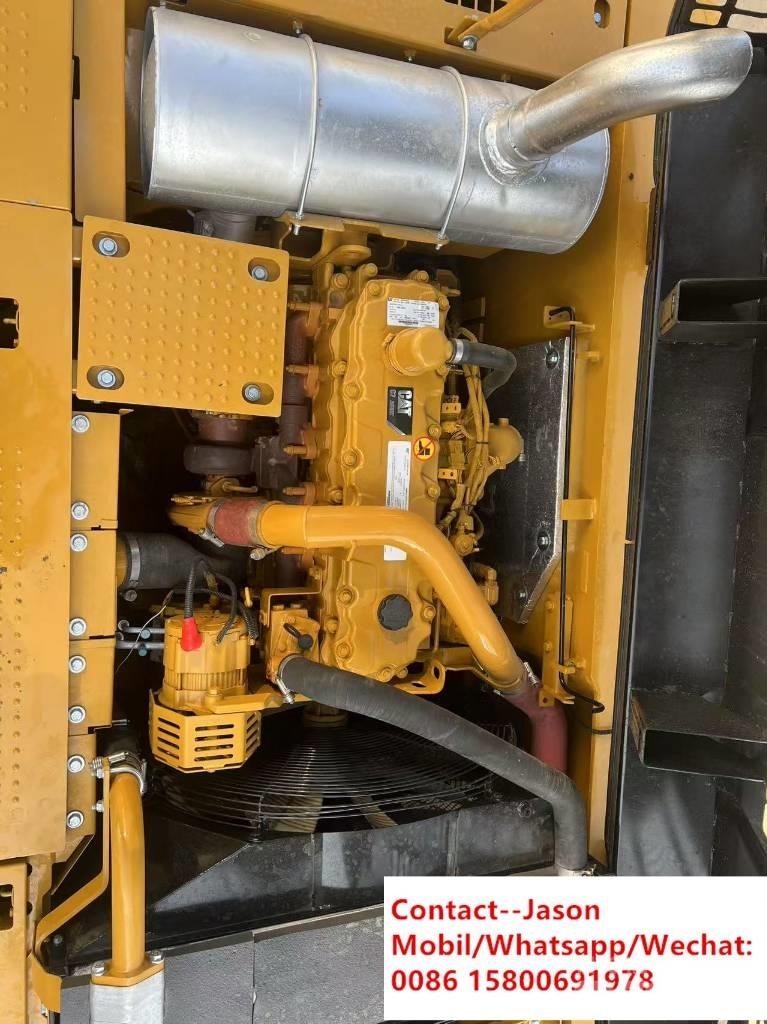 CAT 330 D2L Pásová rýpadla