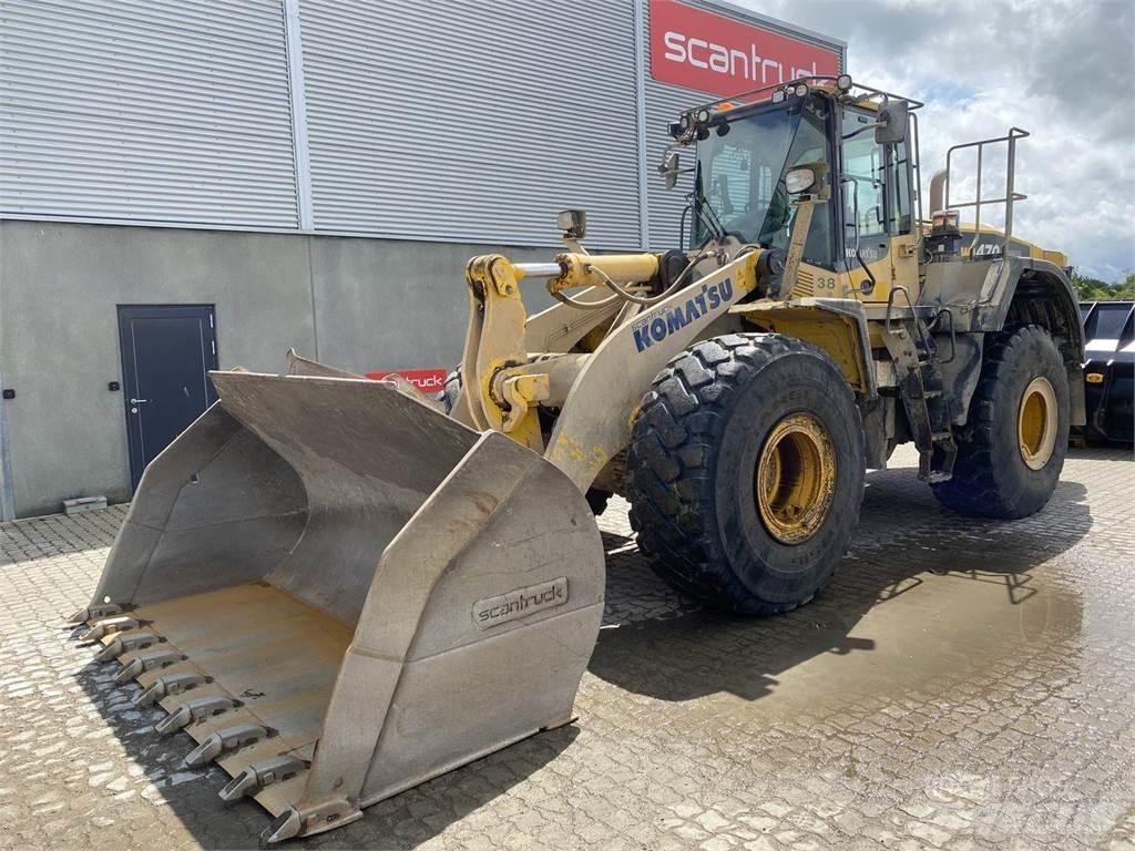 Komatsu WA470-7 Kolové nakladače