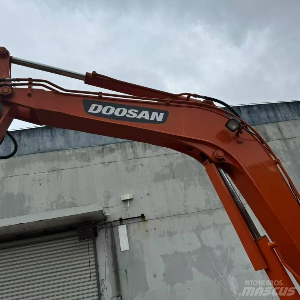 Doosan DX 60-9 C Mini rýpadla < 7t