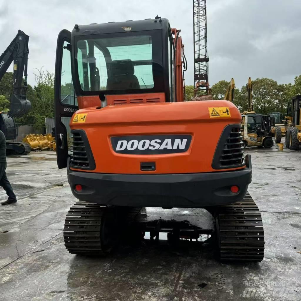 Doosan DX 60-9 C Mini rýpadla < 7t