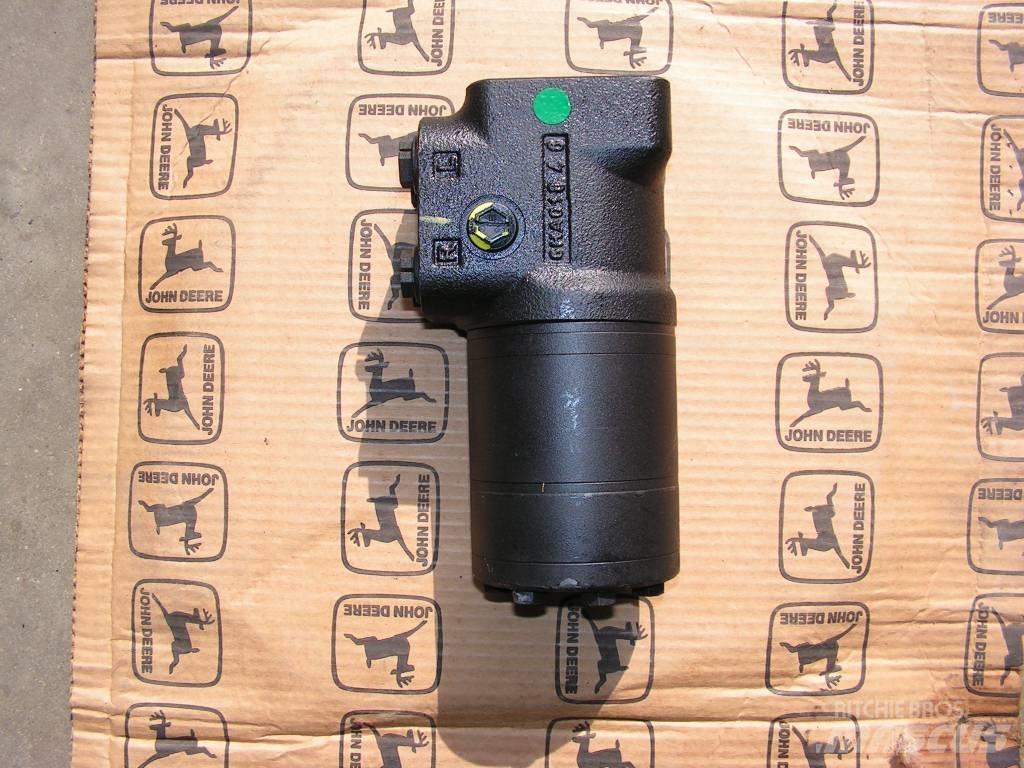 John Deere 6xxx M, R Hydraulika