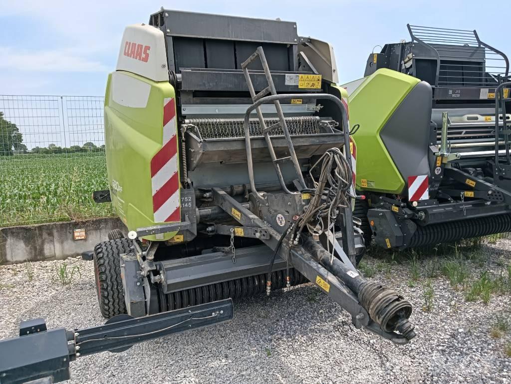 CLAAS Variant 480 RF Lis na válcové balíky