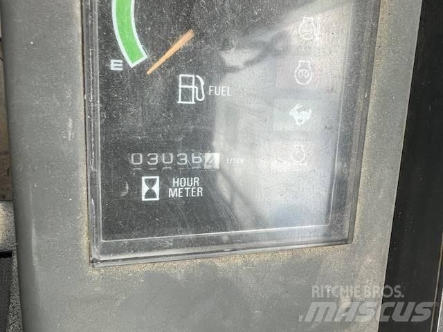 Takeuchi TB 23 R Mini rýpadla < 7t
