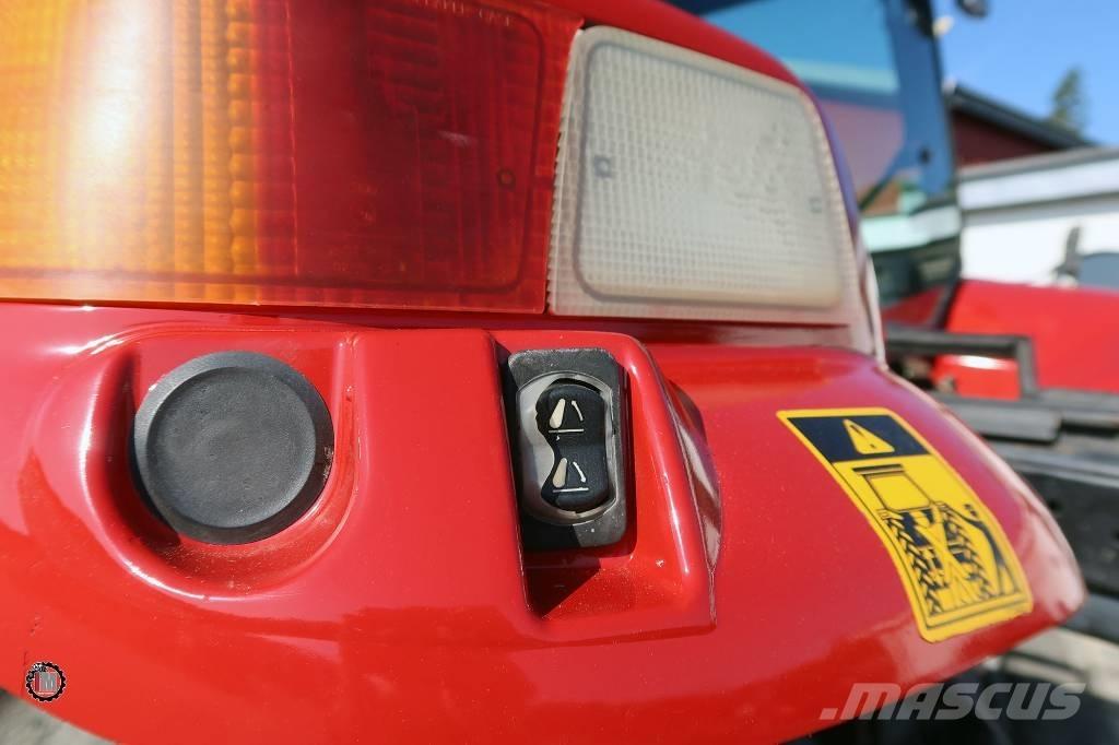 Case IH JX 1100 U Traktory