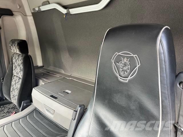 Scania P 370 Zaplachtované vozy