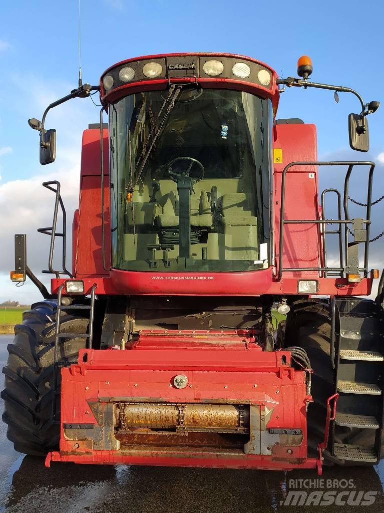 Case IH 7088 Sklízecí mlátičky
