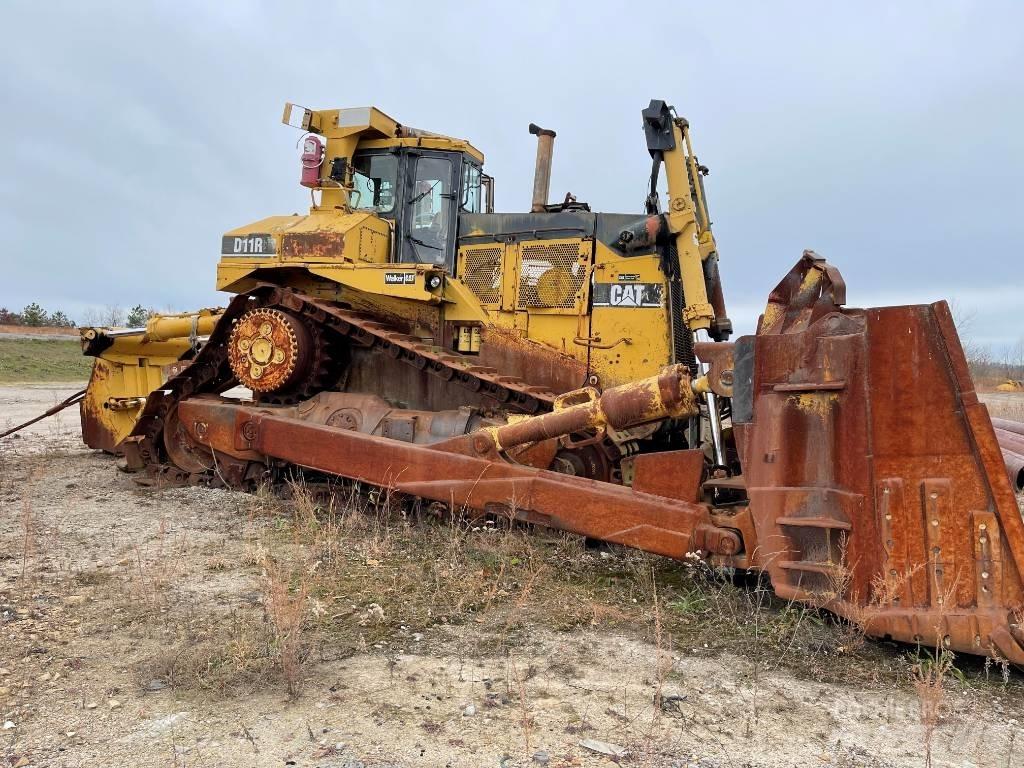 CAT D 11 R Pásové dozery