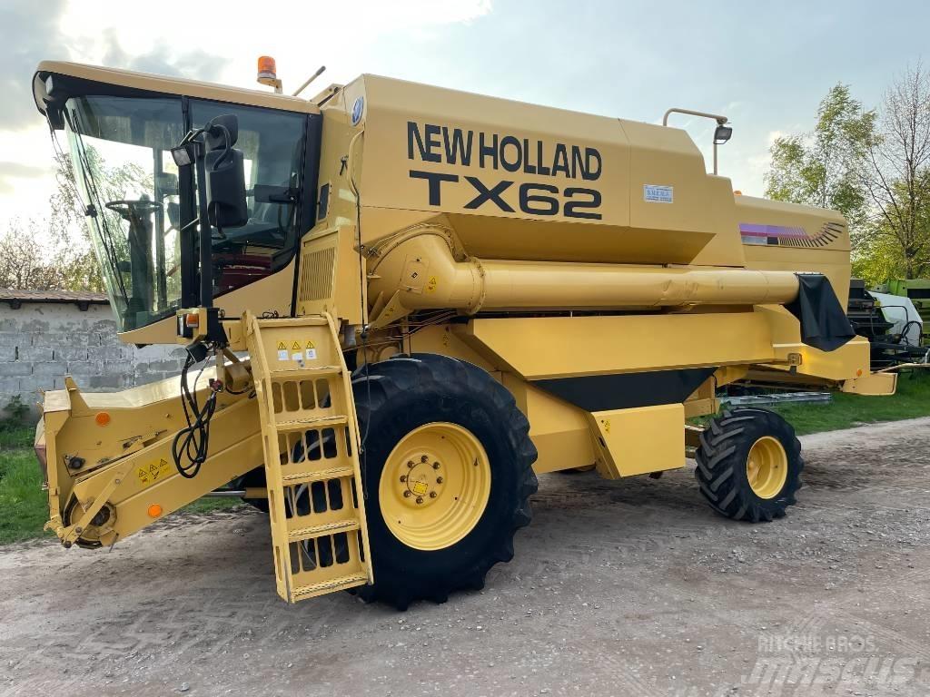 New Holland TX 62 Sklízecí mlátičky