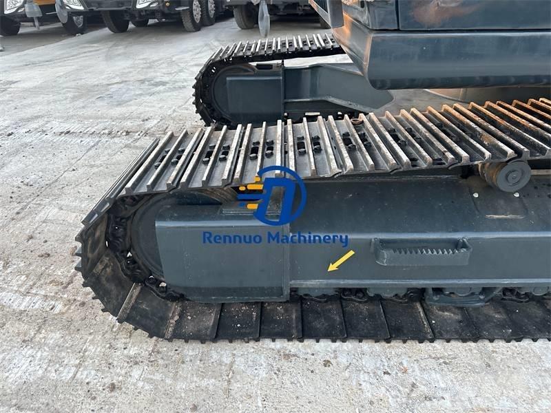 Hyundai HX220 HD Pásová rýpadla