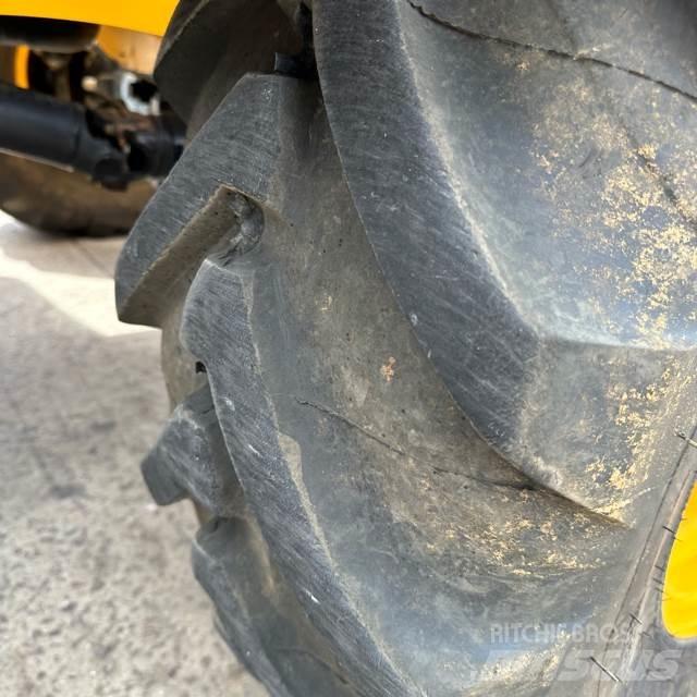 JCB 3CX Plus Rýpadlo-nakladače