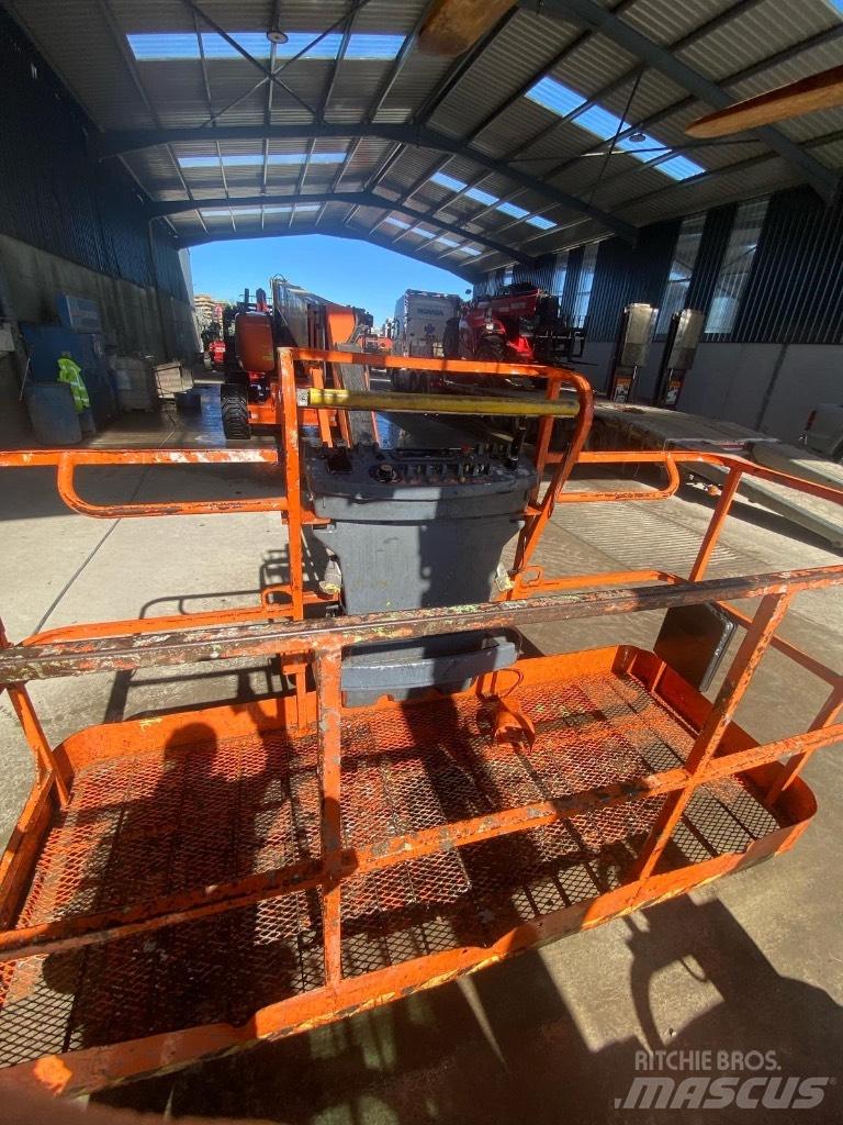 JLG 860 Teleskopické plošiny