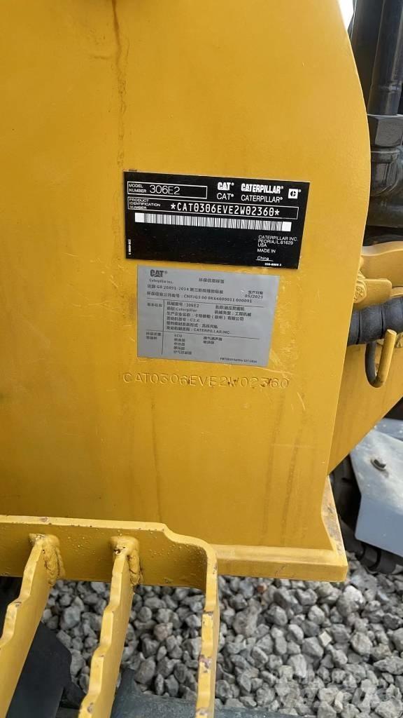 CAT 306 Mini rýpadla < 7t