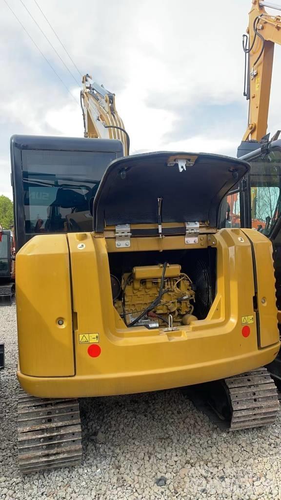 CAT 306 Mini rýpadla < 7t