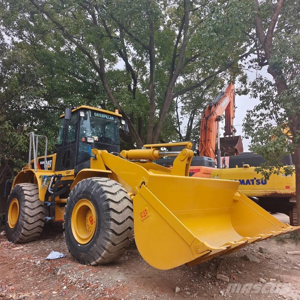 CAT 966 H Kolové nakladače