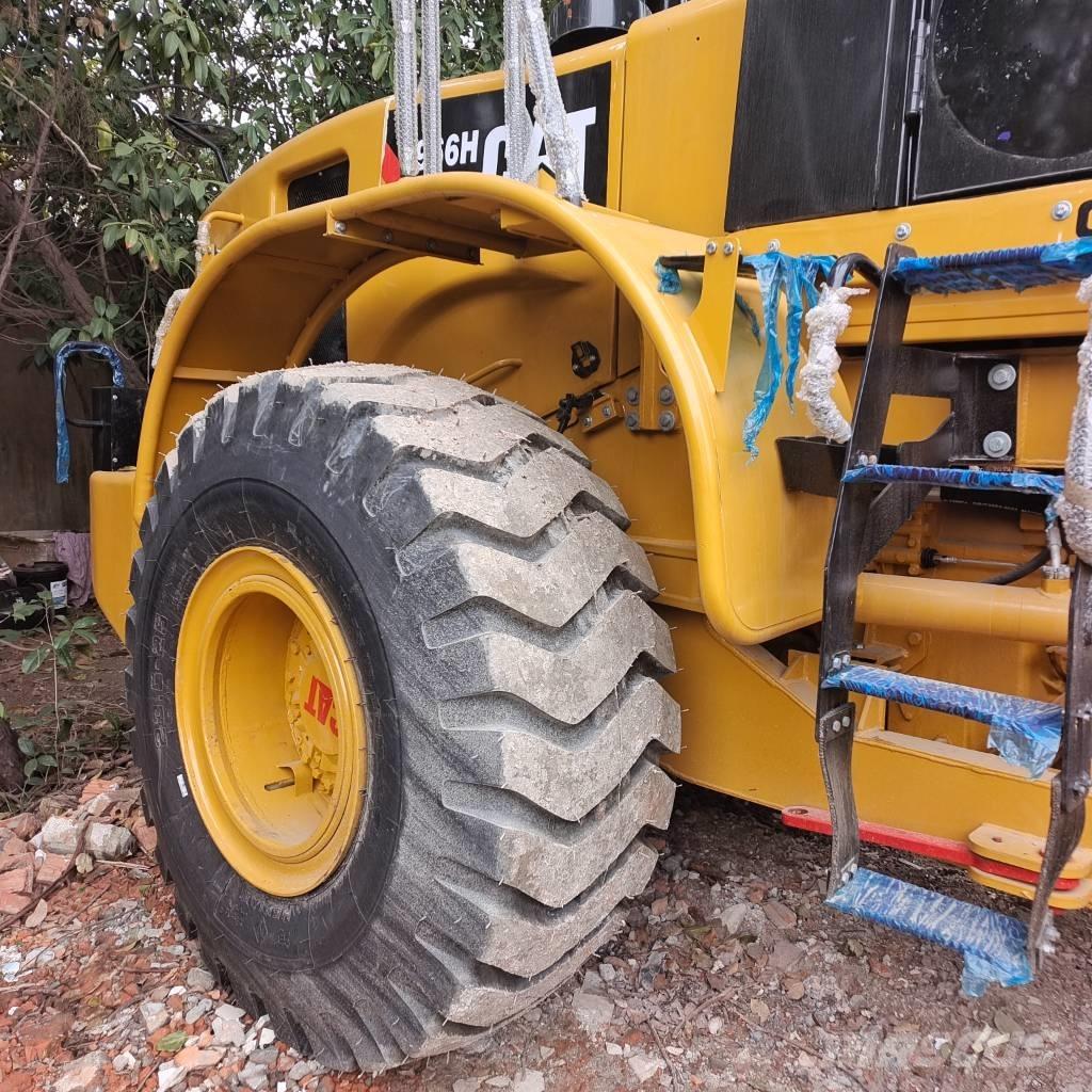 CAT 966 H Kolové nakladače