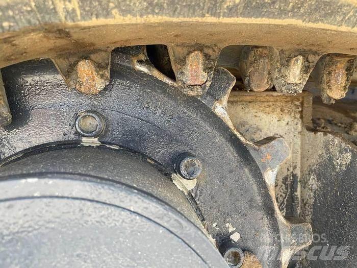 Kubota KC250HR Pásové dempry