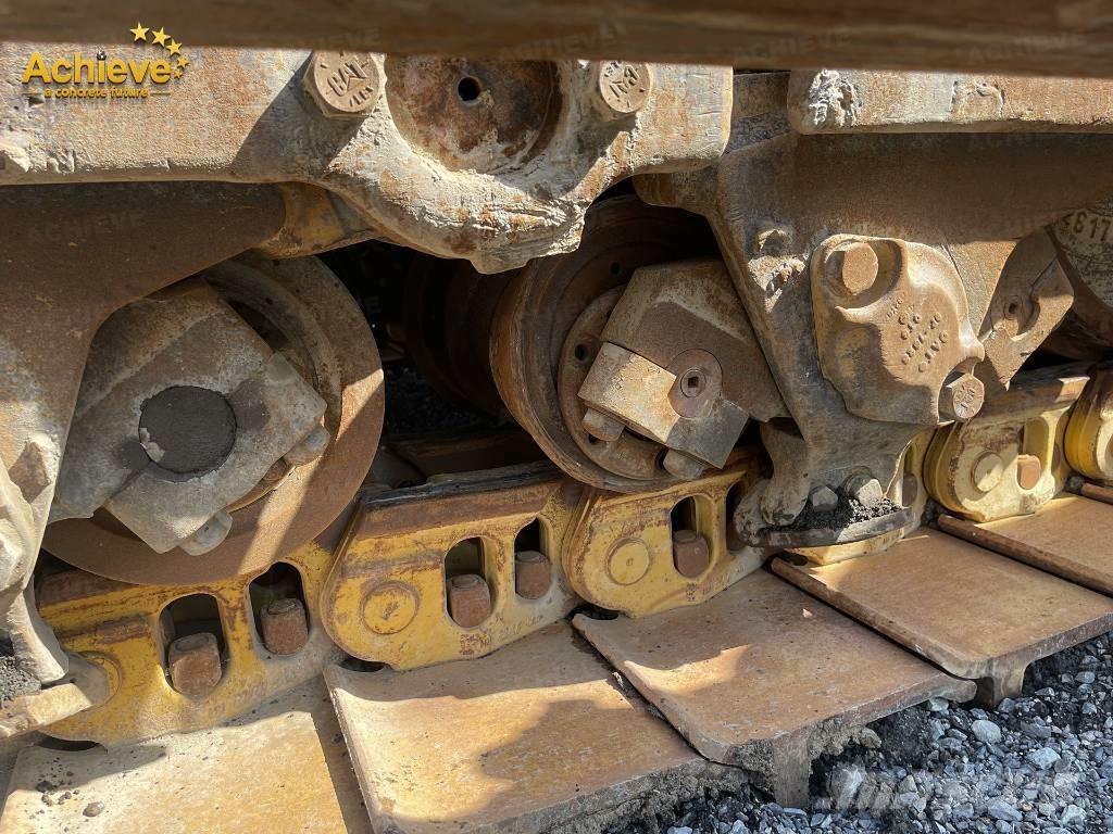 CAT D 9 T Pásové dozery