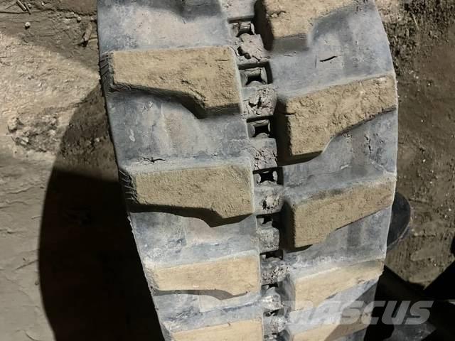 Komatsu PC 26 MR-3 Mini rýpadla < 7t